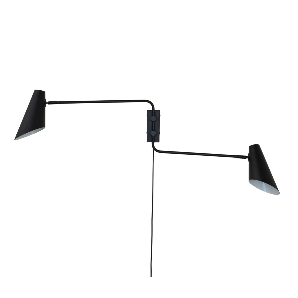 Cale 68cm Schwarz wandlampe Von Dyberg Larsen - Der Leuchtenkopf l&auml;sst sich zudem drehen und neigen, um Ihnen genau die richtige Beleuchtung zu bieten.