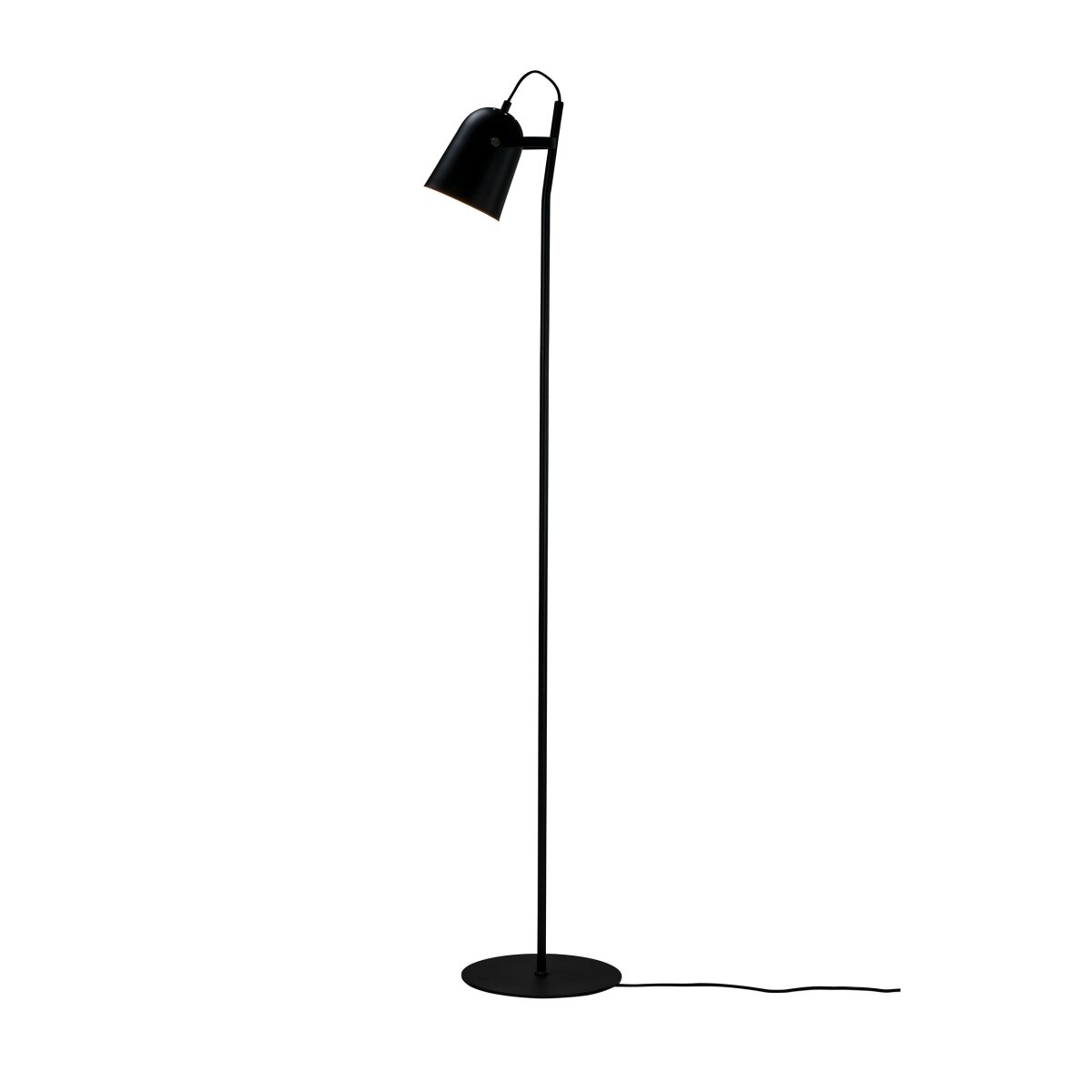 Oslo Schwarz stehlampe Von Dyberg Larsen - Oslo ist eine Lampe, die skandinavisches Design mit Funktionalität verbindet und so für eine harmonische und anspruchsvolle Atmosphäre in Ihrem Zuhause sorgt.