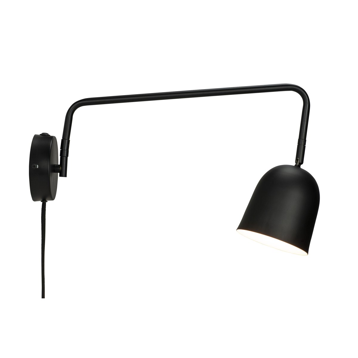 Manchester 45cm Schwarz wandlampe Von Dyberg Larsen - Der Arm der Lampe schwingt von einer Seite zur anderen und erstreckt sich 45 cm von der Wand bis zum entferntesten Punkt des Schirms.
