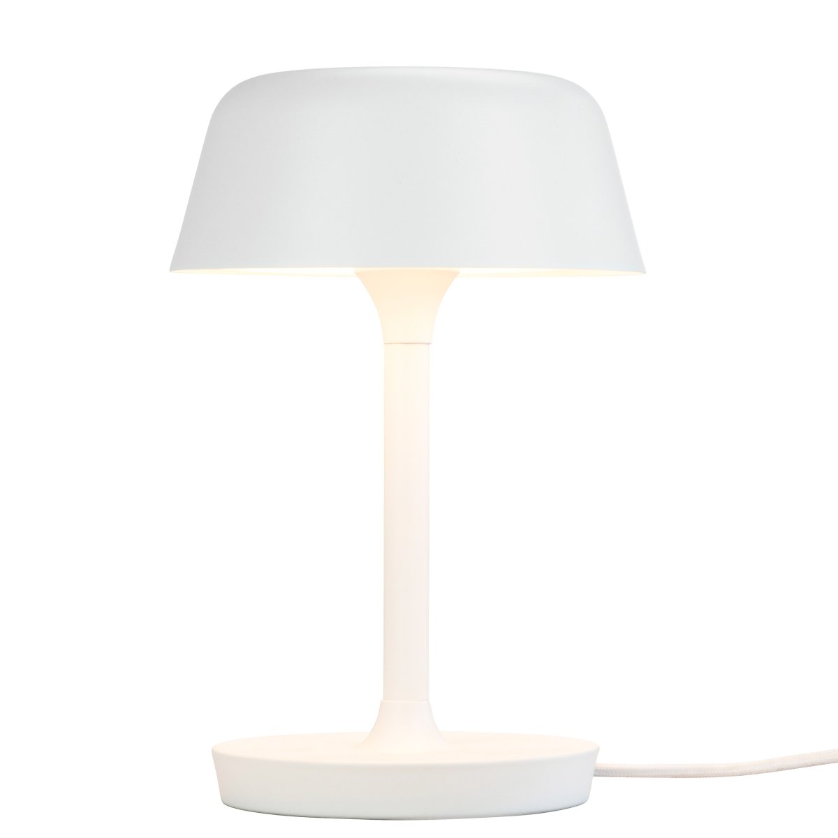 Valencia 30cm Weiß tischlampe Von Dyberg Larsen - Die Valencia Tischleuchte ist eine elegante und einzigartige Leuchte, die ein schönes und angenehmes Licht verbreitet.