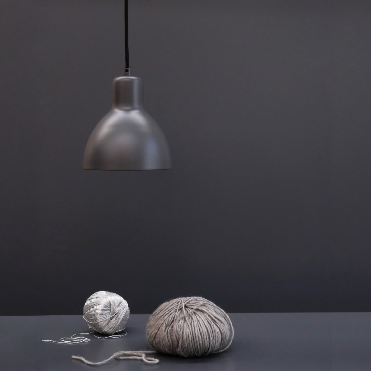 Skagen Ø16 Grau hängelampe Von Dyberg Larsen - Durch die helle und minimalistische weiße Farbe ist es in jedem Raum einsetzbar.