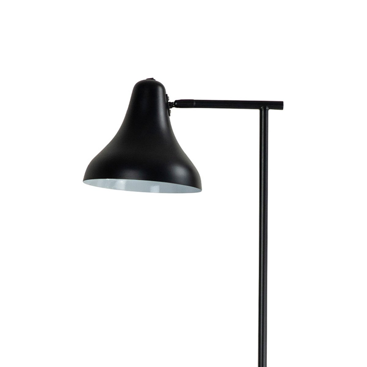 Tokyo Schwarz stehlampe Von Dyberg Larsen - Tokyo passt zu allen Einrichtungsstilen und ist eine fantastische minimalistische Ergänzung für Ihr Zuhause.