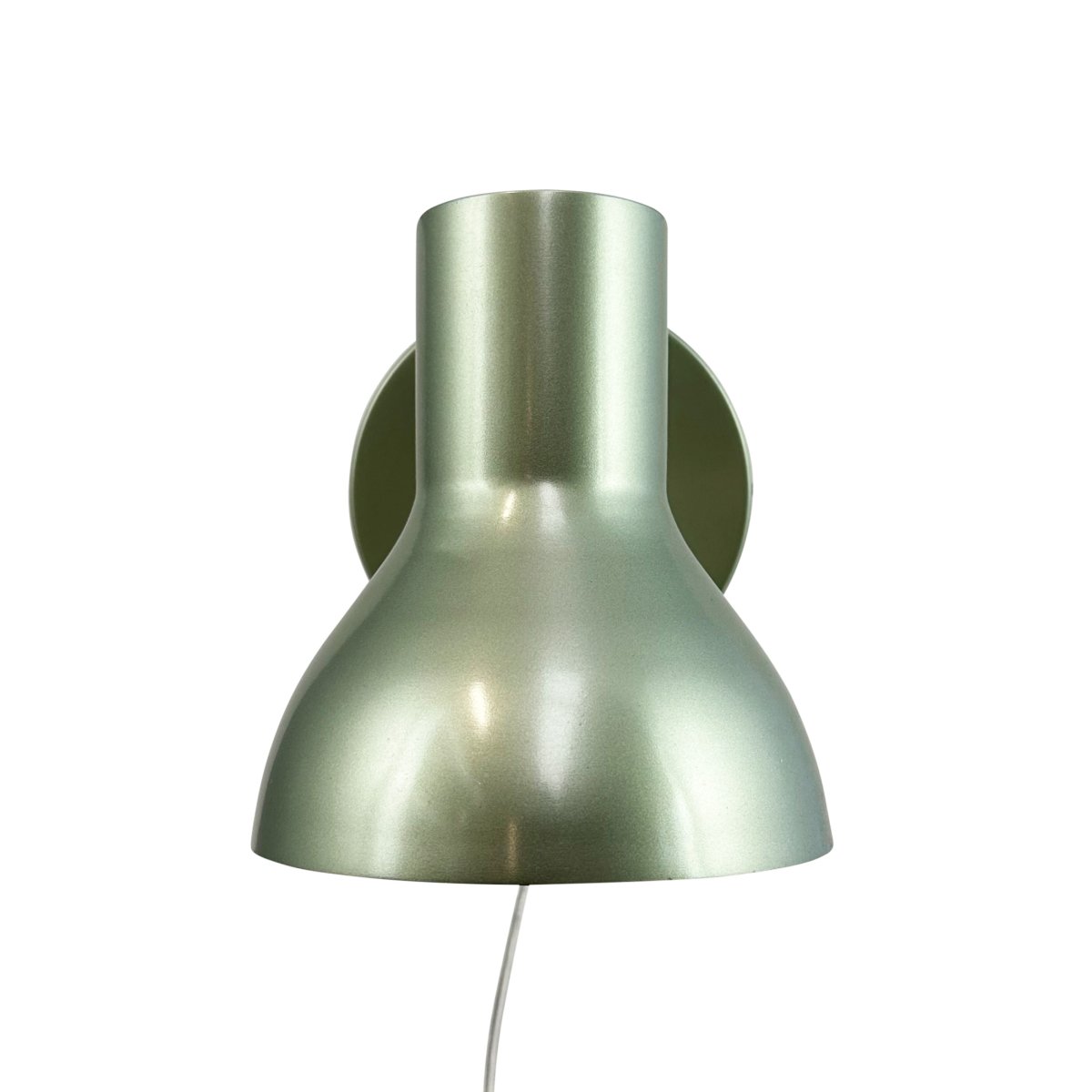 Bob Grün leselampe Von Dyberg Larsen - Bob &auml;r det perfekta valet f&ouml;r det moderna hemmet och kombinerar stilren design med funktionalitet.