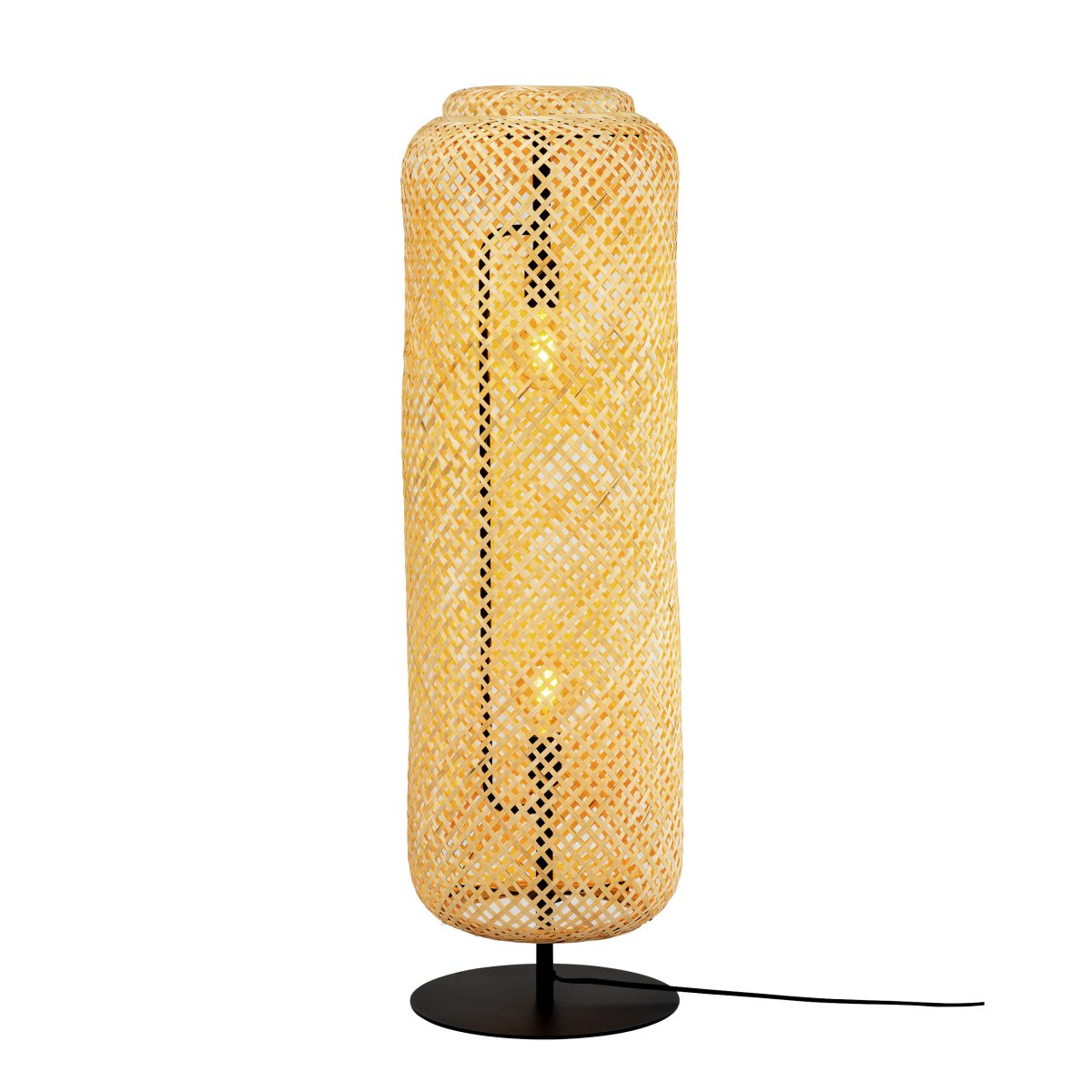 Boom Natur stehlampe Von Dyberg Larsen - Die Boom-Stehlampe von Dyberg Larsen ist eine wunderschöne, handgewebte Lampe aus Bambus in Naturfarbe, die ein warmes und einladendes Licht erzeugt.
