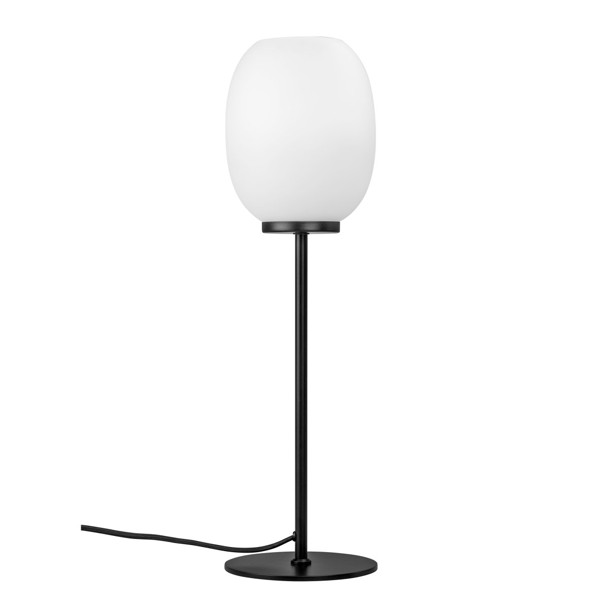 DL39 52cm Opal tischlampe Von Dyberg Larsen - Die Lampe bietet viele Einsatzmöglichkeiten und eignet sich mit ihrem sanften Licht und der runden Form perfekt für Wohnzimmer, Restaurants, Cafés oder Büroumgebungen.