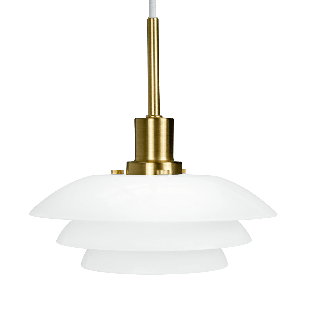 DL20 Ø20 Messing hängelampe Von Dyberg Larsen - Die Pendelleuchte wird mit einem 3 m langen weißen Textilkabel geliefert und hat ein klassisches und modernes Design mit mundgeblasenem Glas.