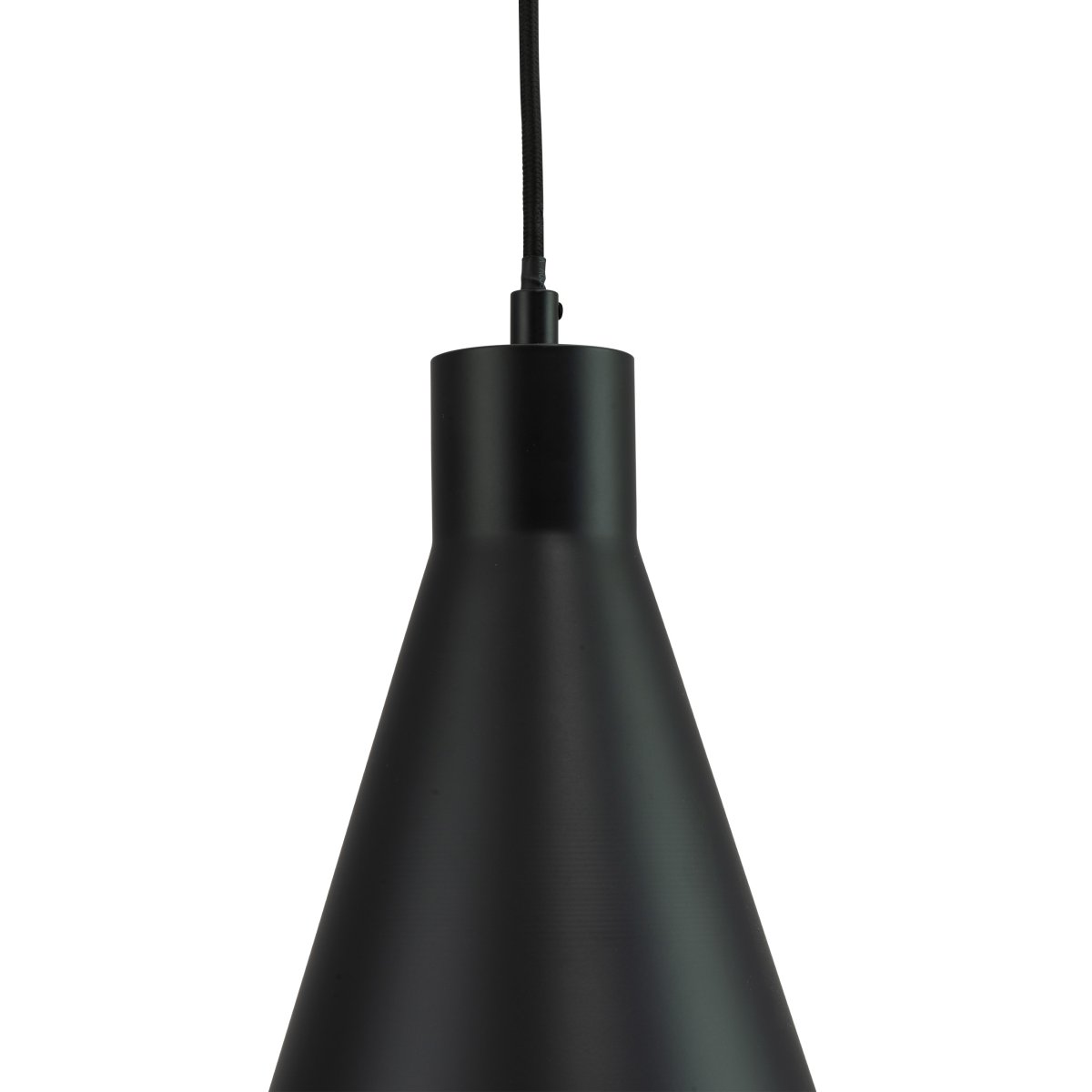 Miles Ø20 Schwarz hängelampe Von Dyberg Larsen - Die schwarze Außenseite und die weiße Innenseite der Lampe sorgen für ein sanftes Leuchten und ein elegantes Gefühl.