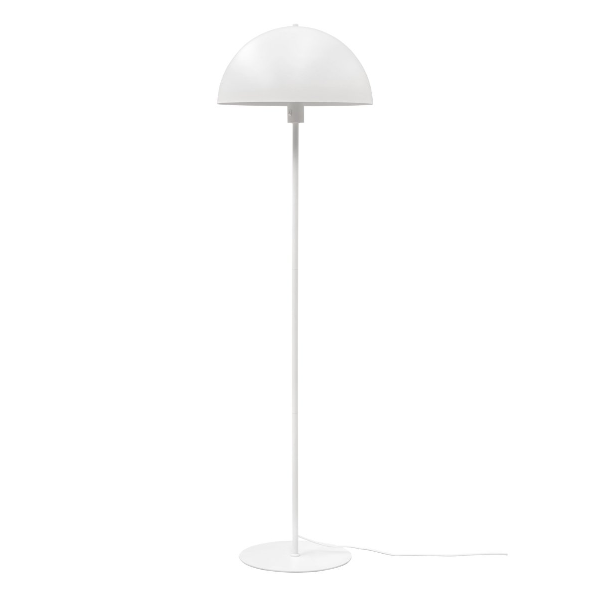Stockholm Weiß stehlampe Von Dyberg Larsen - Die wei&szlig;e Stehleuchte der Serie Stockholm mit einer H&ouml;he von 140 cm eignet sich ideal zur Beleuchtung von Wohnzimmer, Schlafzimmer, B&uuml;ro und vielen weiteren R&auml;umen.
