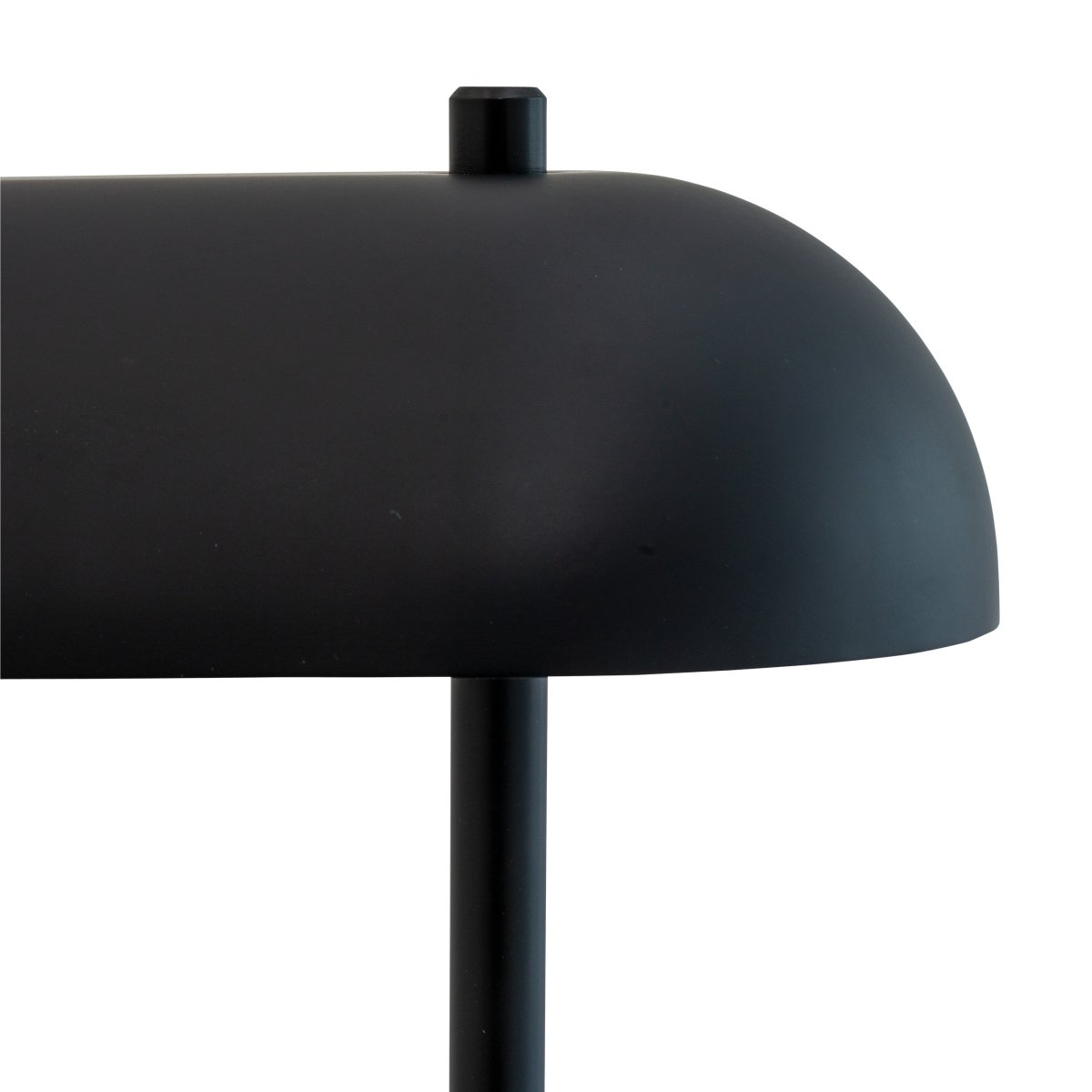 Arch 36cm Mattschwarz tischlampe Von Dyberg Larsen - Verleihen Sie Ihrem Zuhause mit dieser Tischleuchte eine stilvolle Lichtlösung, bei der Ästhetik und Funktion in perfekter Harmonie aufeinandertreffen.