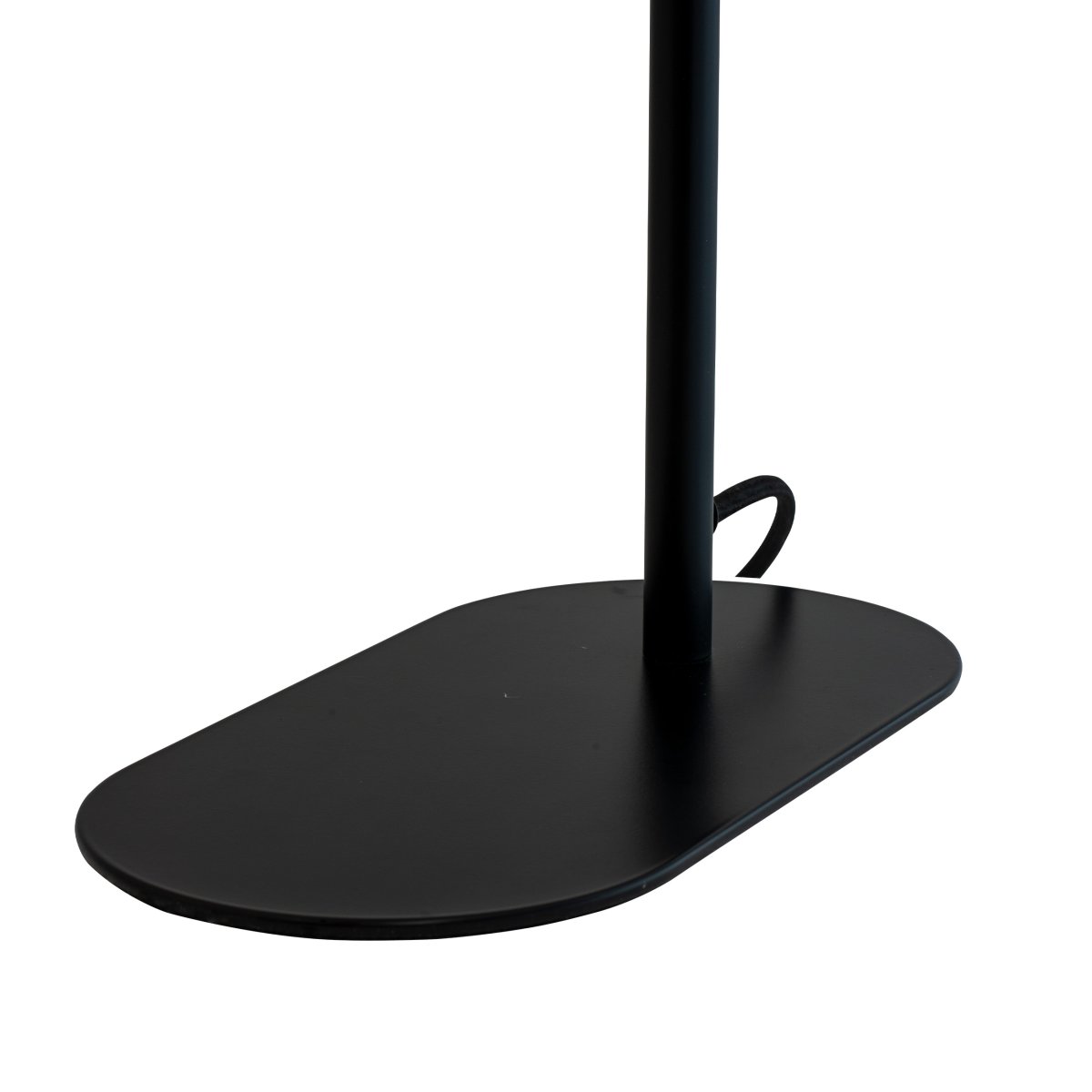 Arch 36cm Mattschwarz tischlampe Von Dyberg Larsen - Verleihen Sie Ihrem Zuhause mit dieser Tischleuchte eine stilvolle Lichtlösung, bei der Ästhetik und Funktion in perfekter Harmonie aufeinandertreffen.