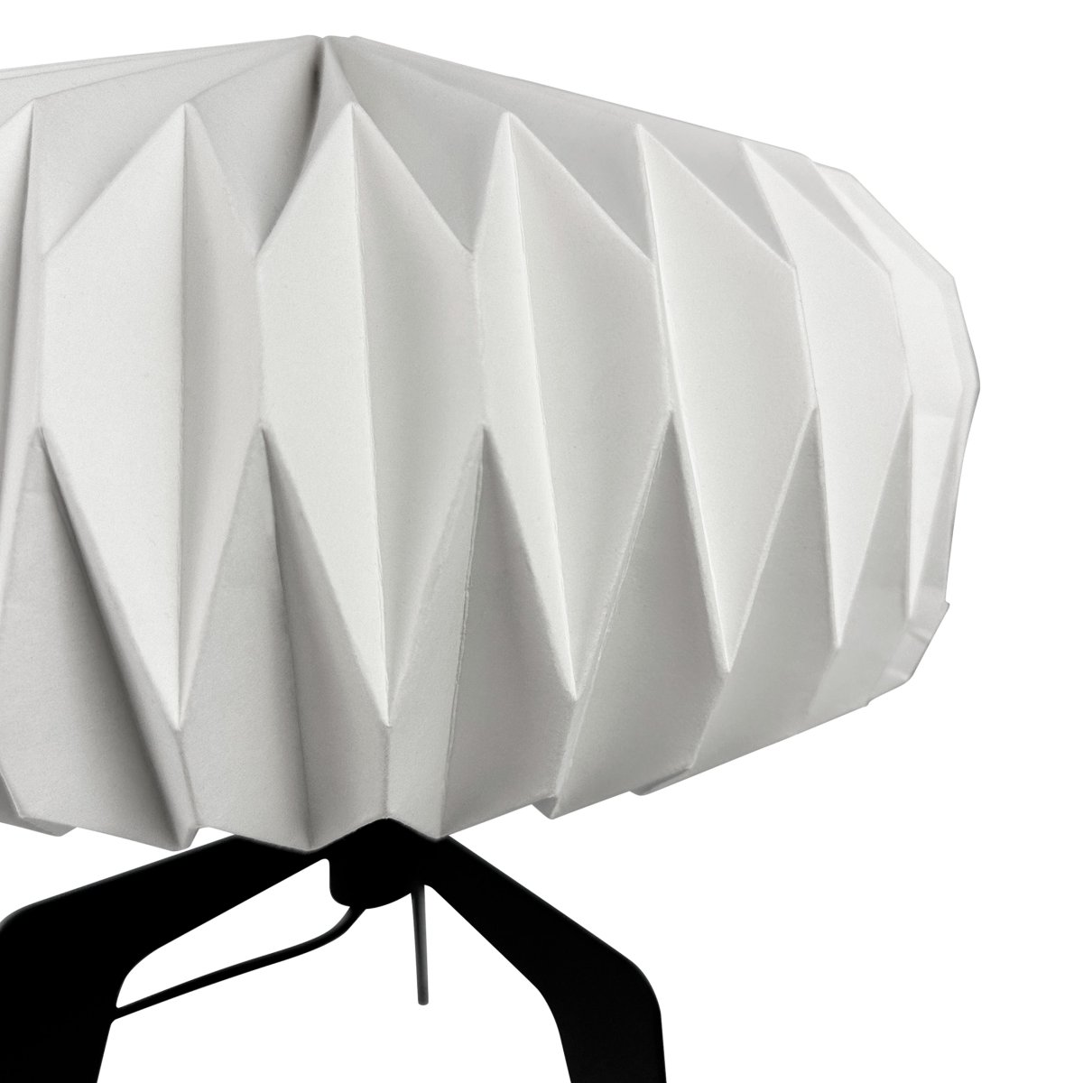 Ventnor 34cm Schwarz tischlampe Von Dyberg Larsen - Die Lampe ist so konzipiert, dass sie in Ihrem Zuhause ein sanftes und gemütliches Licht verbreitet.