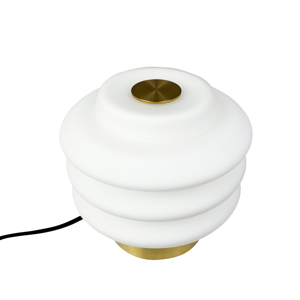 Diva 15cm Messing tischlampe Von Dyberg Larsen - Den elegant designade Diva bordslampan i m&auml;ssing ger en sofistikerad touch till varje hem och &auml;r ett konstverk som tillf&ouml;r liv och sk&ouml;nhet till rummet.