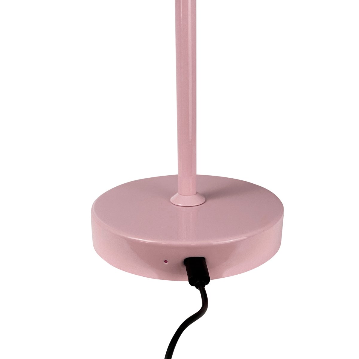 Stockholm 30cm Rosa tragbare Von Dyberg Larsen - Die praktische Akkuanzeige zeigt deutlich an, wann es Zeit zum Aufladen ist und bei voller Ladung leuchtet das Licht mit einer Akkuladung bis zu 6 Stunden lang.