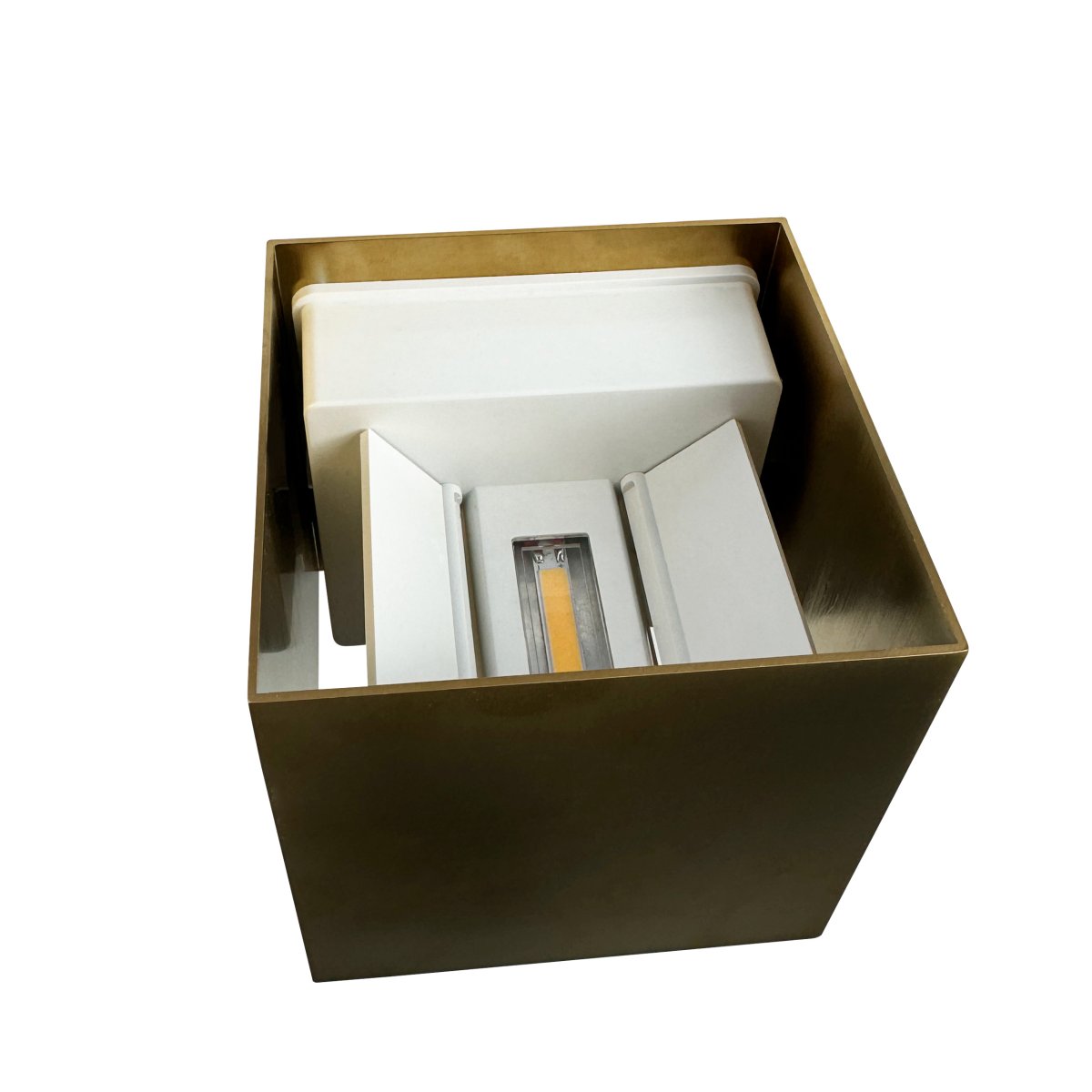 Venus 10cm Messing wandlampe Von Dyberg Larsen - Venus bietet einstellbares Licht, mit dem Sie die Beleuchtung an Ihre Bedürfnisse anpassen können, egal ob Sie mehr Licht nach oben oder unten wünschen.