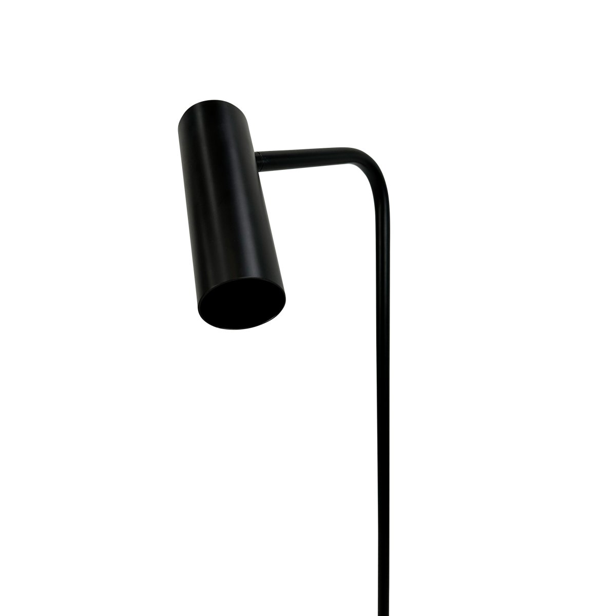 Skagerrak Schwarz stehlampe Von Dyberg Larsen - Es besteht aus robustem Metall mit schwarzem Finish und vermittelt einen edlen und dennoch diskreten Eindruck.