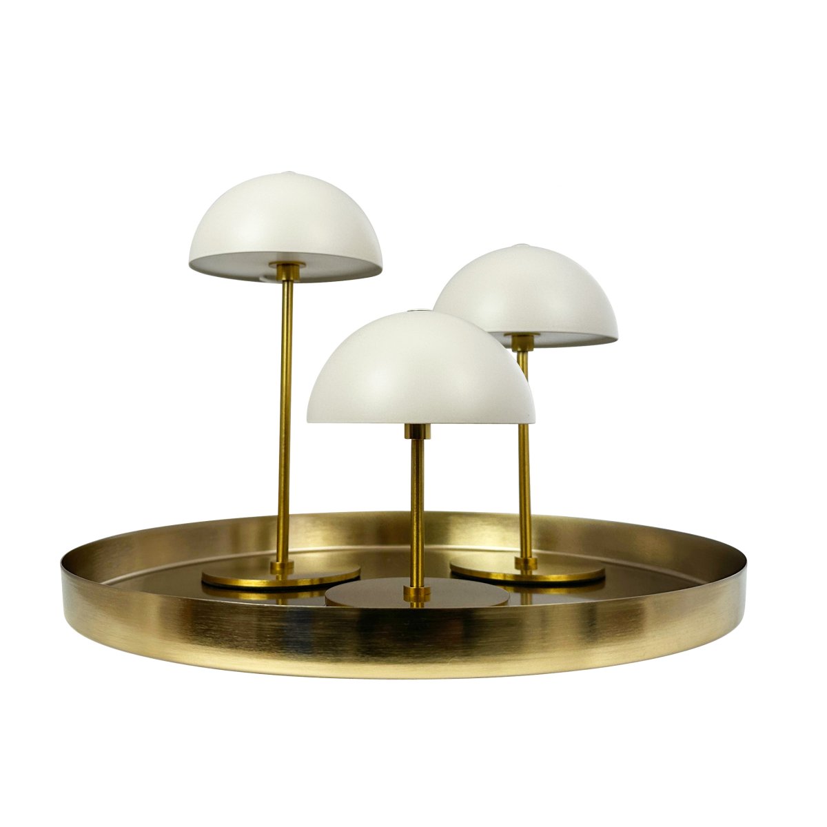 Along set 20cm Beige tragbare Von Dyberg Larsen - Die kabellosen Lampen bestehen aus Messing mit farbigen Metallschirmen und verf&uuml;gen &uuml;ber drei blendfreie Lichtstufen, die f&uuml;r ein sanftes und angenehmes Licht sorgen.