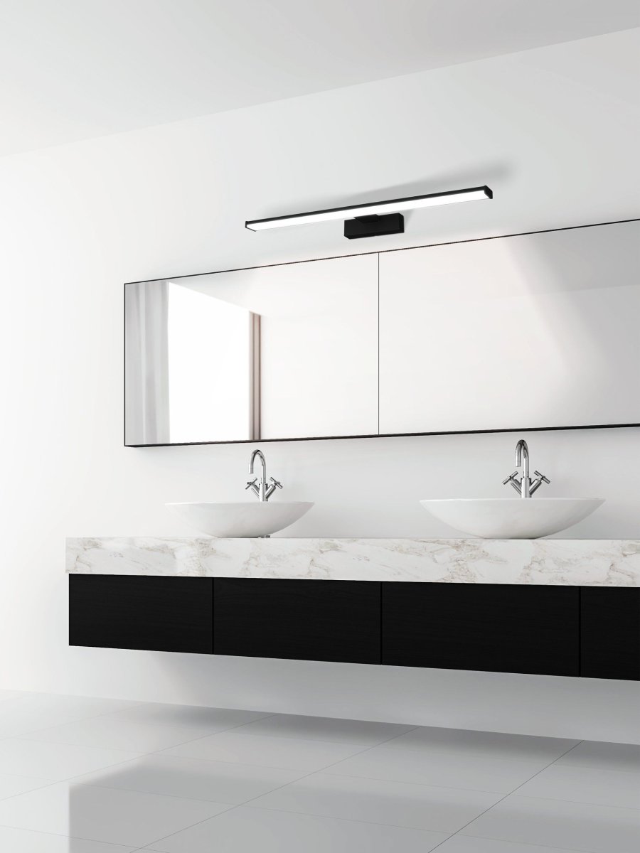 Pandella 60cm Schwarz badezimmerlampe Von Eglo - Die Lampe besticht durch ihr modernes Schwarz und eine integrierte LED, die ein klares, wei&szlig;es Licht mit 4000 K und einem Lichtstrom von 1350 Lumen erzeugt.
