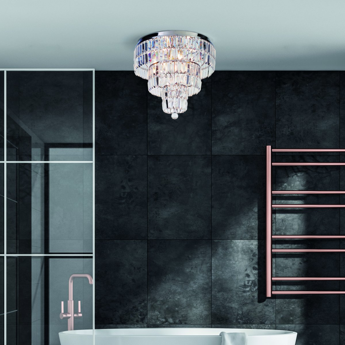 Empire Ø50 Chrom badezimmerlampe Von Searchlight - Das elegante Design und das wunderschöne, schillernde Lichtspiel der Lampe schaffen eine luxuriöse Atmosphäre, die Ihren Raum sofort verwandelt.