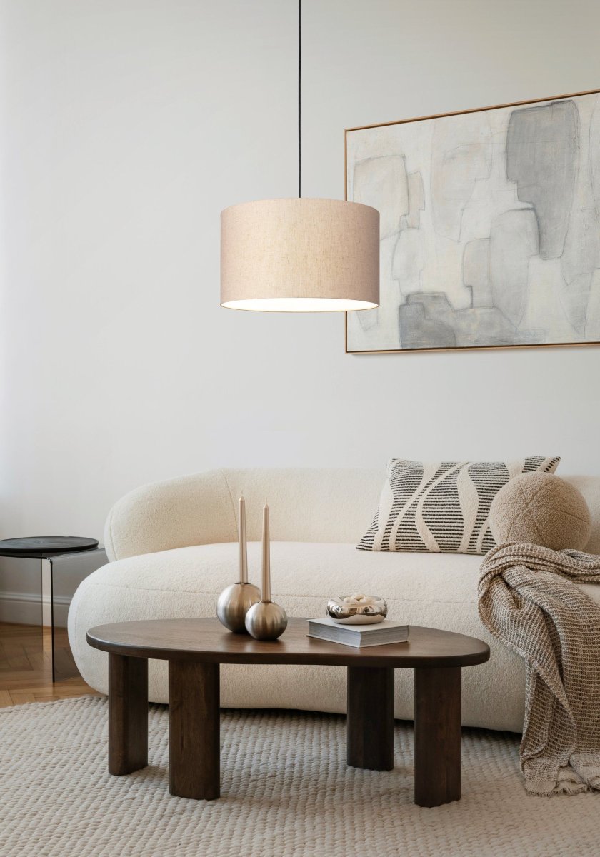 Feniglia Ø38 Beige hängelampe Von Eglo - Der Lampenschirm aus Leinen in einem warmen, nat&uuml;rlichen Farbton erzeugt ein sanftes und angenehmes Licht.