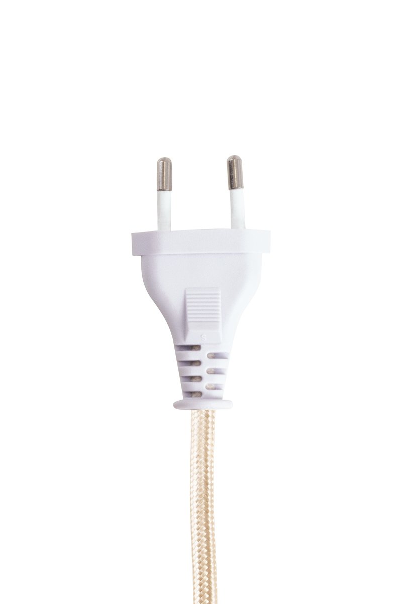 Iris 32cm Messing/Cremeweiß wandlampe Von Globen Lighting - Der sanft geschwungene Arm harmoniert perfekt mit dem cremeweißen Textilschirm und verleiht der Leuchte eine warme und klassische Ausstrahlung.