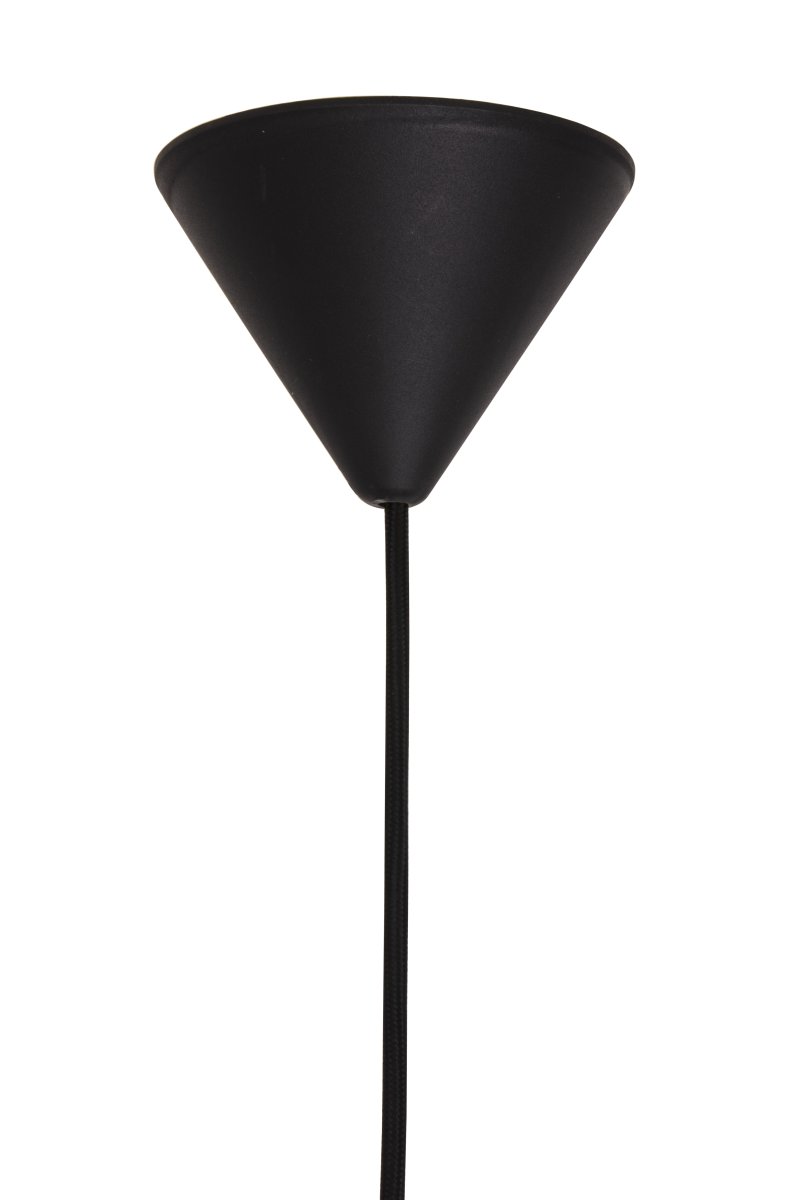 Cobbler Ø25 Grün hängelampe Von Globen Lighting - Die Lampe verfügt über einen plissierten Glasschirm, der für eine schöne Lichtverteilung sorgt.