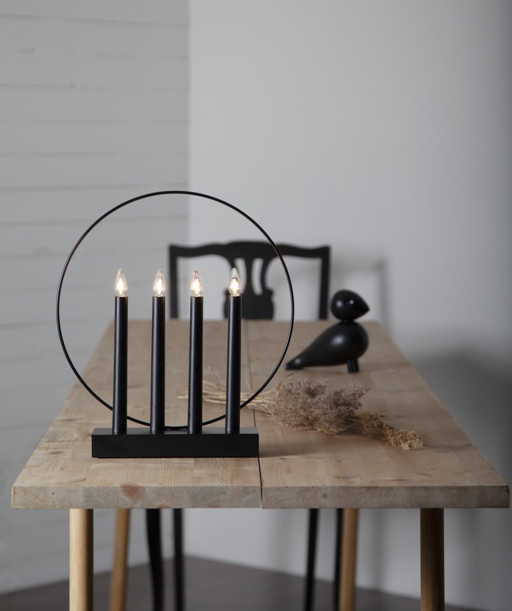 Glossy Schwarz Von Star Trading - 4 Lichter, die im Fenster und oder auf einer Flasche eine gem&uuml;tliche Atmosph&auml;re schaffen.