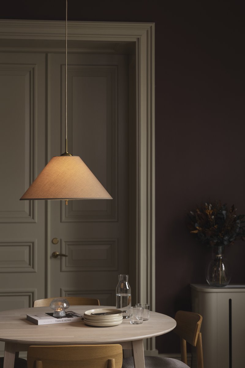 Iris Ø50 Braun hängelampe Von Globen Lighting - 