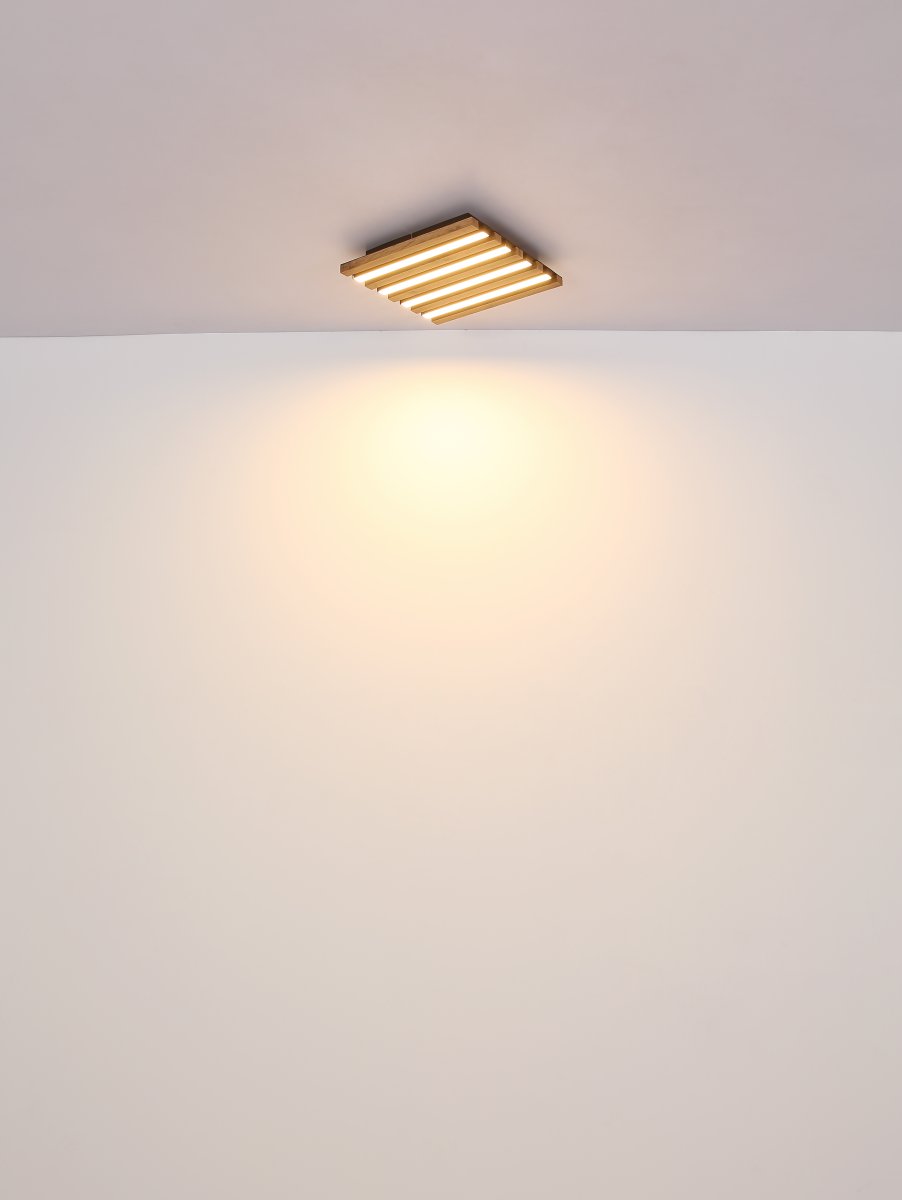 Hayden 30cm Holz deckenleuchte Von Globo Lighting - Den kvadratiska plafonden Hayden &ouml;vertalar med sin moderna akustikpanel-look och bidrar med en h&auml;rlig ljusspridning i rummet.