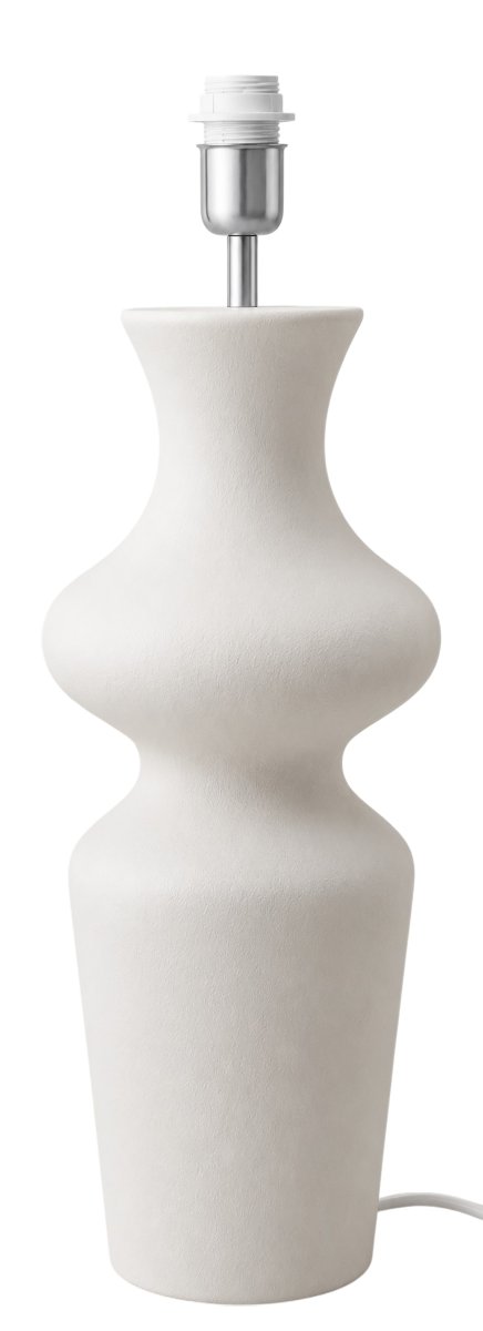 Zoombild von Belladonna 60cm Vit lampenfuß Von Hallbergs - Den vita, strukturerade finishen framh&auml;ver lampans organiska former och g&ouml;r den enkel att kombinera med olika typer av lampsk&auml;rmar och inredningsstilar.