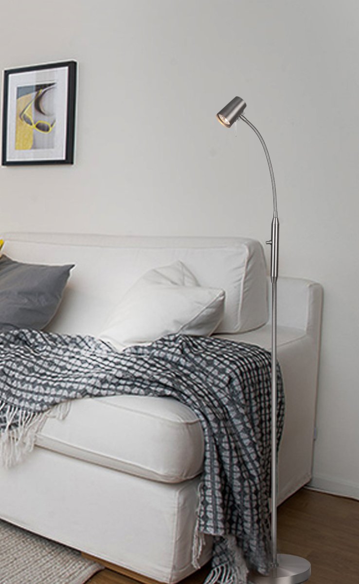 Pilot Stahl stehlampe Von Aneta Lighting - Die Lampe eignet sich gut als Leselampe, da sie &uuml;ber einen Dimmer verf&uuml;gt.