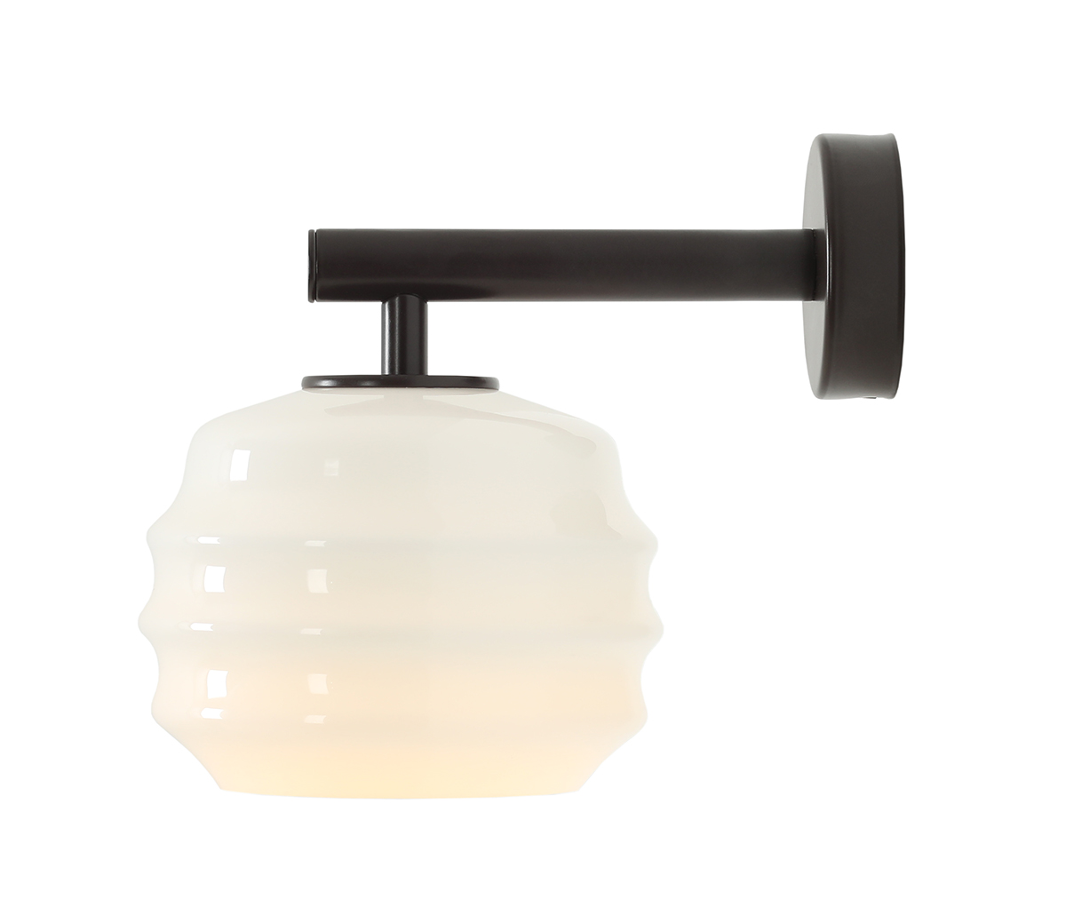 Puff 23cm Dunkelbraun wandlampe Von Artera - Die dunkelbraunen Metalldetails bilden einen schönen Kontrast zum hellen Glas und sorgen für eine warme Ausstrahlung.