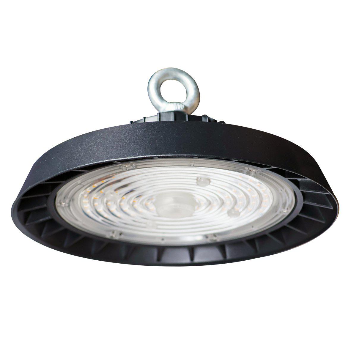 Highy High Bay 100W 4000K Schwarz Von Designlight - Highy ist zudem nach IP65 zertifiziert und stoßfest (IK08) für anspruchsvolle Umgebungen.