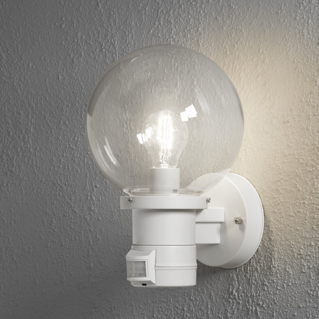 Nemi Weiß außenlampe Von Konstsmide - Schaffen Sie eine einladende Atmosphäre und erhöhen Sie die Sicherheit rund ums Haus mit dieser funktionalen und stilvollen Beleuchtung!