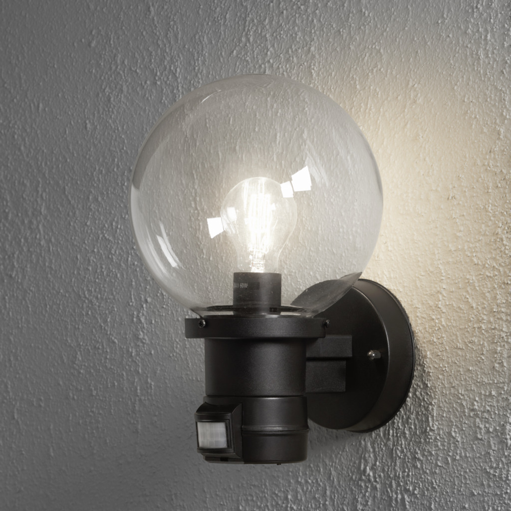 Nemi Schwarz außenlampe Von Konstsmide - Schaffen Sie eine einladende Atmosphäre und erhöhen Sie die Sicherheit rund ums Haus mit dieser funktionalen und stilvollen Beleuchtung!