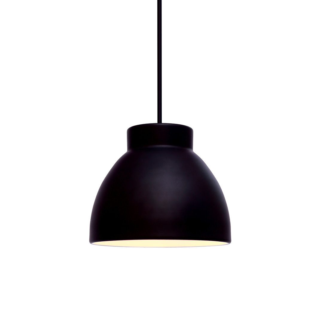 Object Ø16 Schwarz hängelampe Von Halo Design - Object ist eine vielseitige und elegante Wahl f&uuml;r alle, die bei ihrer Inneneinrichtung eine Kombination aus Funktionalit&auml;t und &Auml;sthetik suchen.