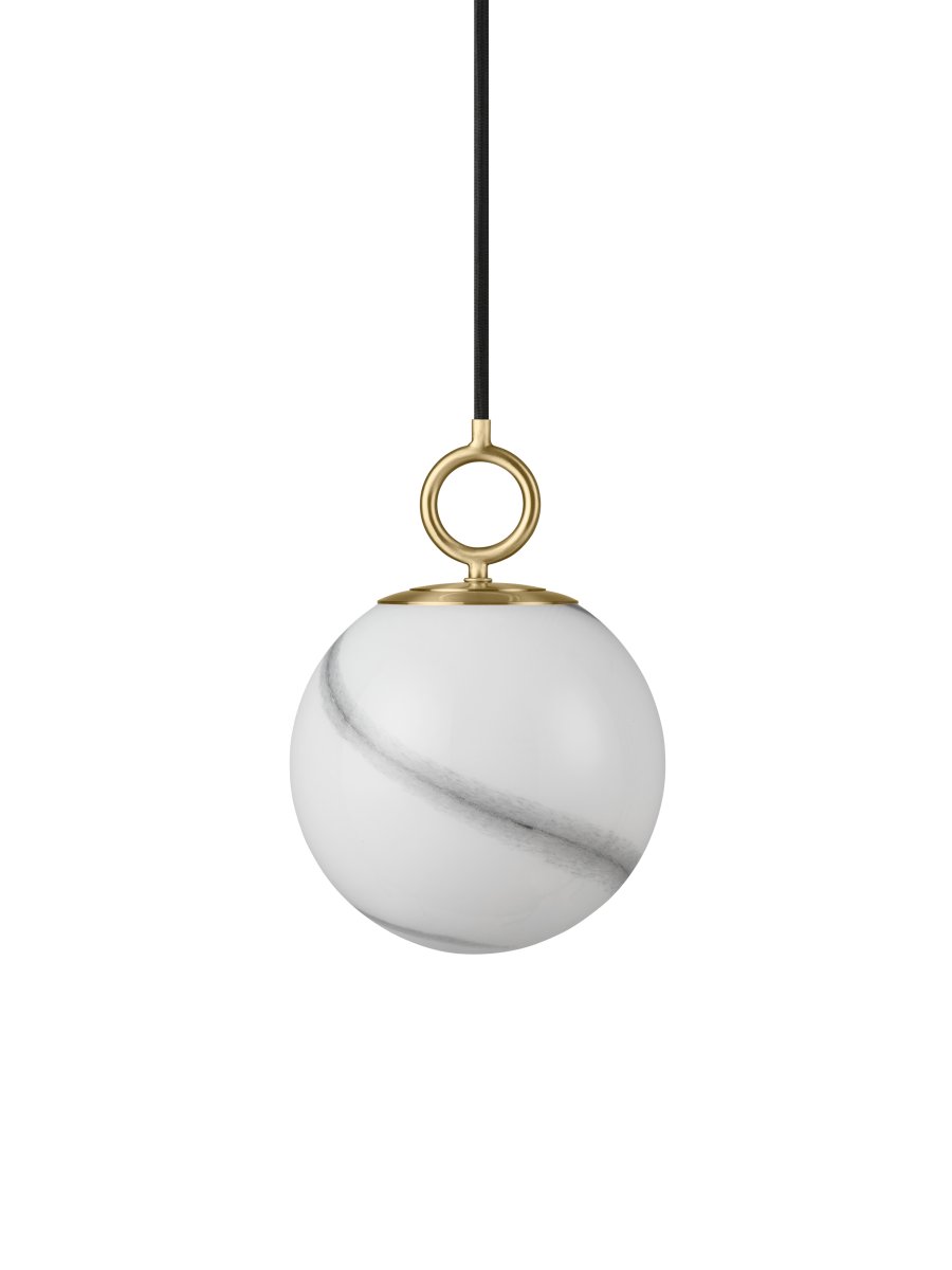Stockholm Ø18 Grau hängelampe Von Halo Design - Stockholm ist nicht nur eine Lampe, sondern ein stilvolles Einrichtungsdetail, das Ihrem Zuhause eine exklusive Note verleiht.
