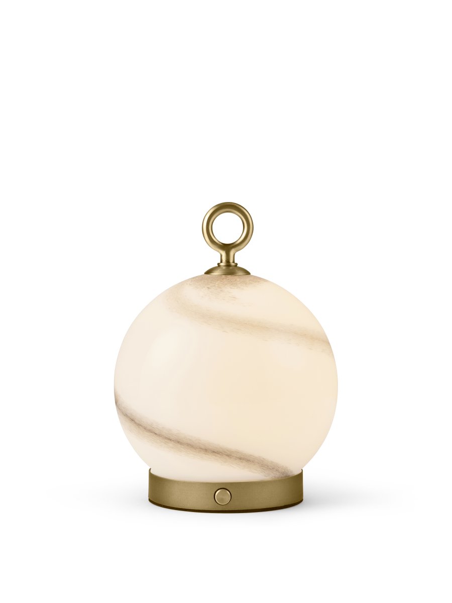 Stockholm 20cm Grau tragbare Von Halo Design - Es hat die Schutzart IP44 und kann sowohl im Innen- als auch im Außenbereich verwendet werden (sollte jedoch im Innenbereich aufbewahrt und aufgeladen werden).