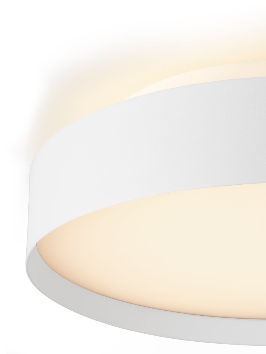 Backlight Full Ø30 Weiß deckenleuchte Von Halo Design - Es verf&uuml;gt au&szlig;erdem &uuml;ber eine integrierte Speicherfunktion, sodass es sich beim erneuten Einschalten an die letzte Einstellung erinnert.