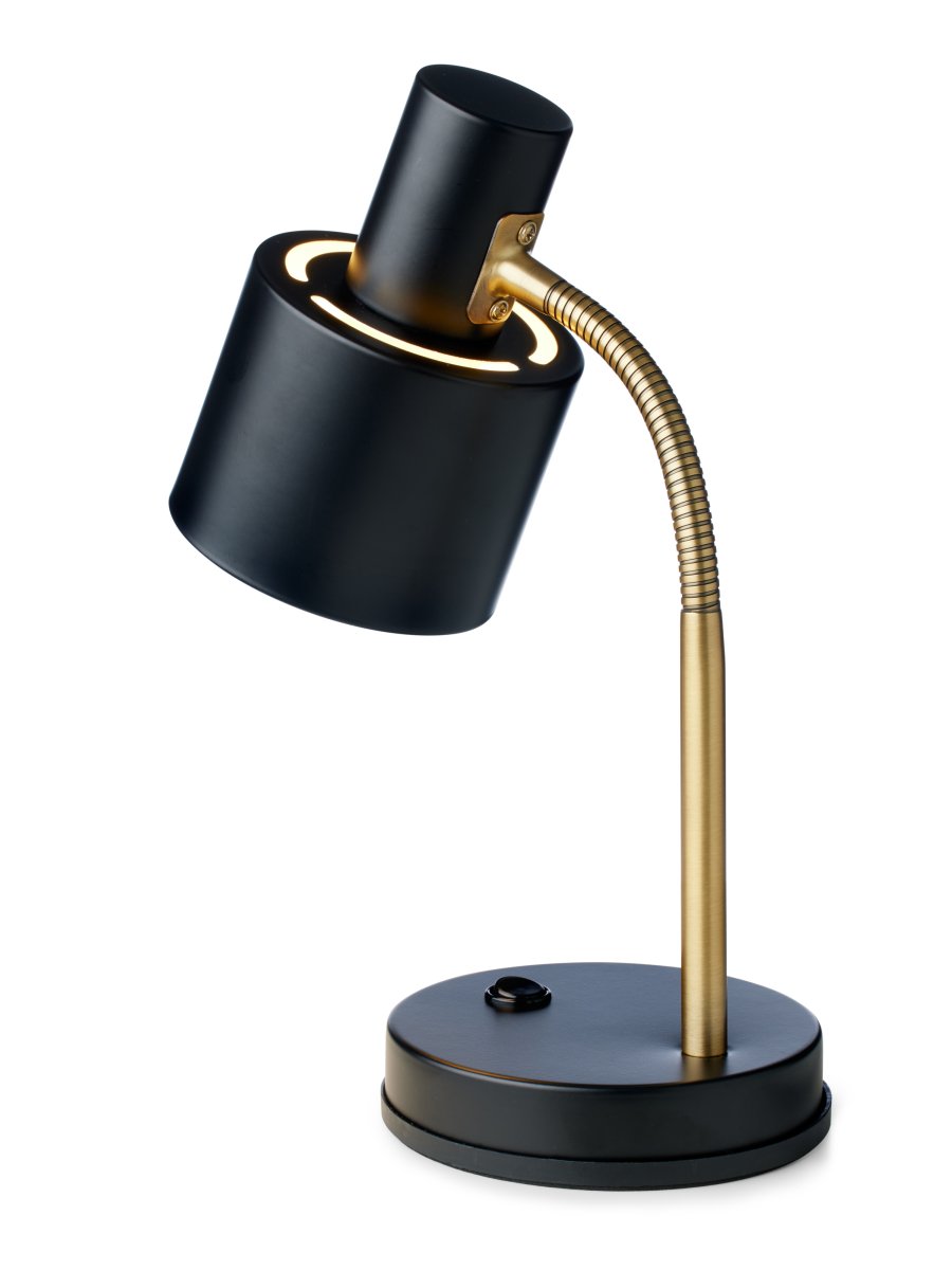 Vogue 30cm Schwarz schreibtischlampe Von Halo Design - Vogue ist die perfekte Tischlampe für alle, die Stil und Funktionalität schätzen.