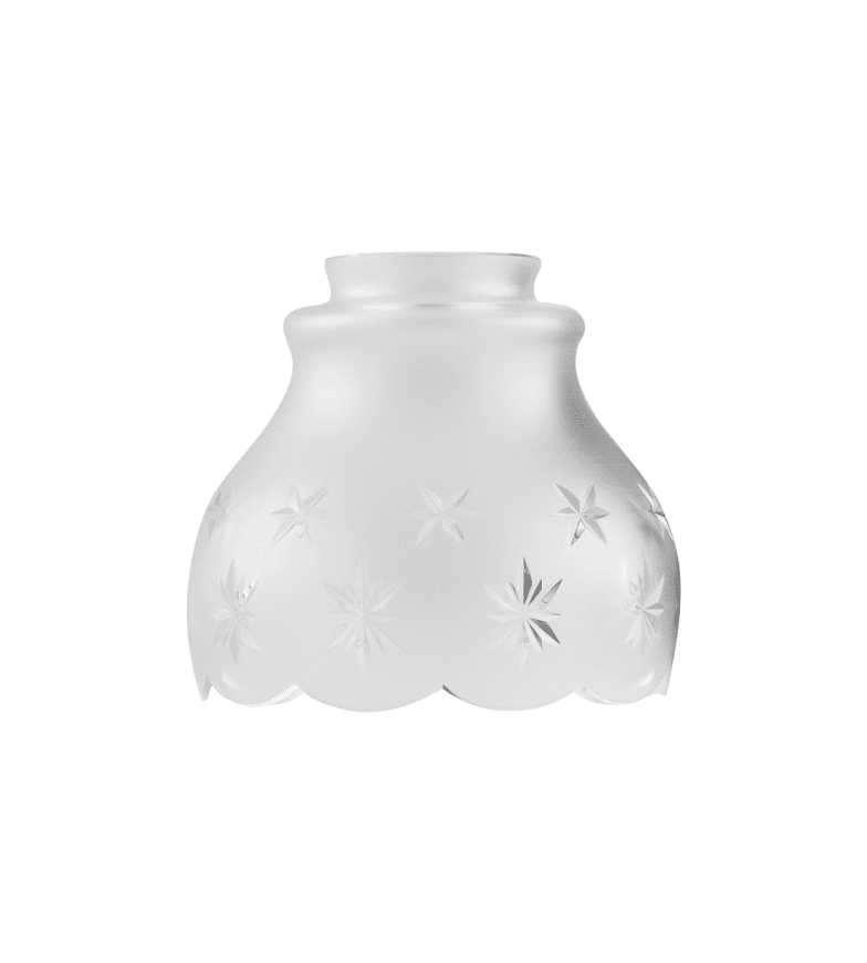 Frosted Bell-Shaped Glass Shade 60/130 Mattiert Von Karlskrona lampfabrik - Eine klassische geschliffene Kristallkuppel aus mattiertem, klarem Glas, die zusammen mit einer Kohlefaden-Lichtquelle ein sehr elegantes und angenehmes Leuchten abgibt.