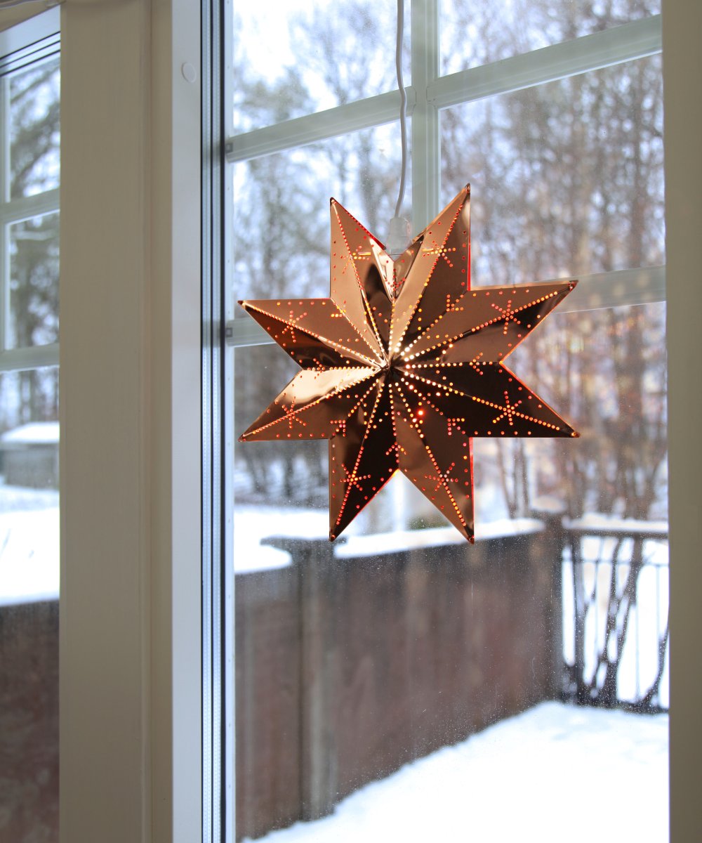 Classic Ø28 Kupfer Von Star Trading - Wundersch&ouml;ner kupferfarbener Metallstern f&uuml;r den Innenbereich.
