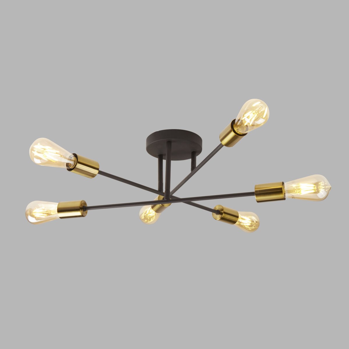Armstrong Ø64 Mattschwarz deckenleuchte Von Searchlight - Die Armstrong-Deckenleuchte mit sechs Lichtpunkten kombiniert modernes und industrielles Design, das sowohl zu modernen als auch zu traditionellen Einrichtungen passt.