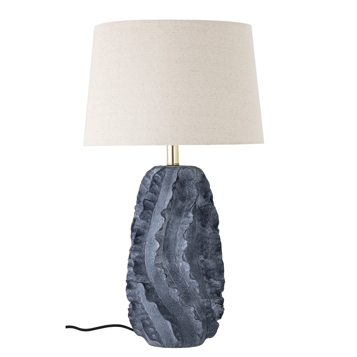 Natika 67cm Blau tischlampe Von Bloomingville - Eine dekorative und charaktervolle Leuchte, die Wohnzimmer, Schlafzimmer oder Flur stilvoll und pers&ouml;nlich bereichert.