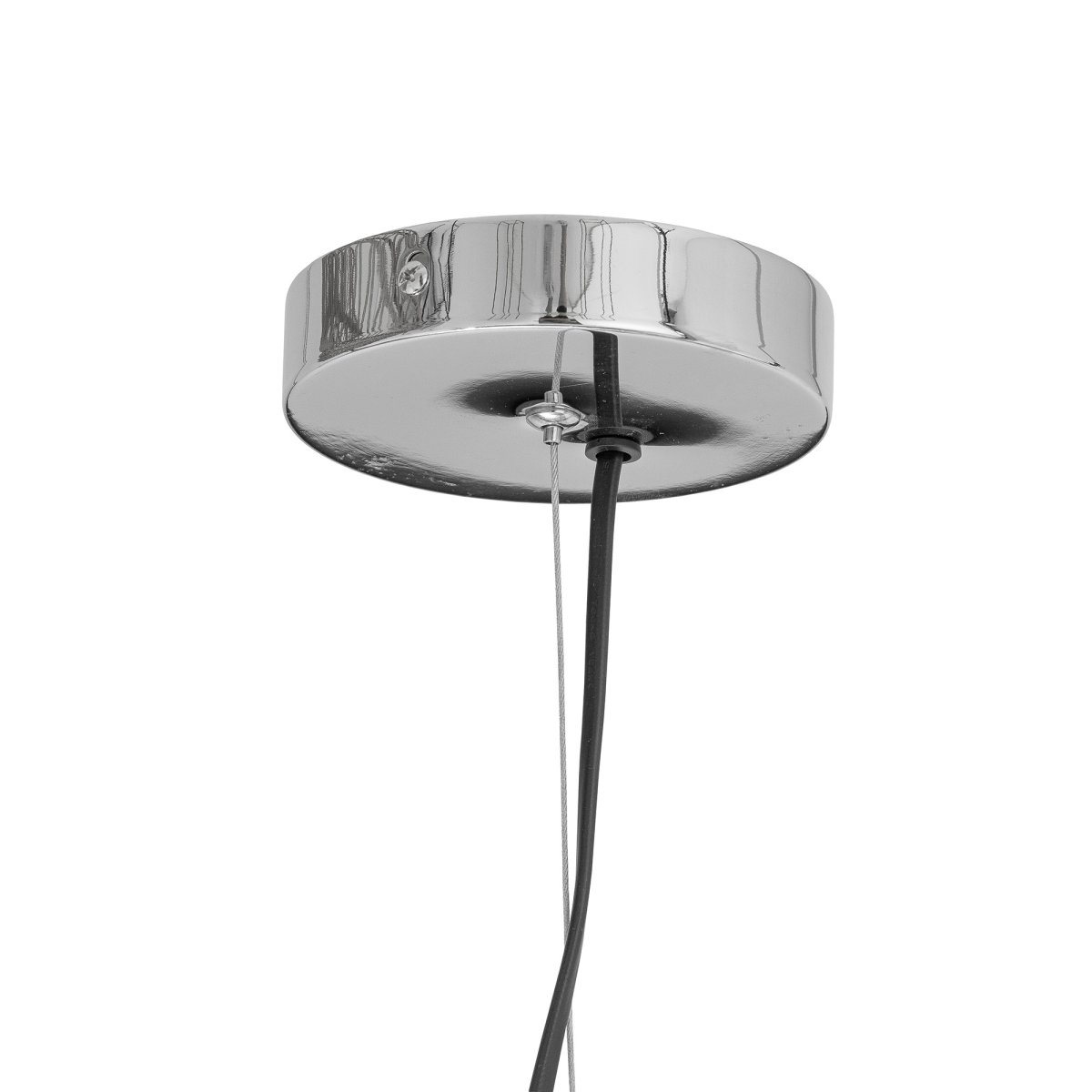 Isalina Ø55 Natur hängelampe Von Bloomingville - Eine harmonische und stilvolle Deckenleuchte, die eine schlichte Form mit einem gem&uuml;tlichen Licht verbindet &ndash; ideal f&uuml;r alle, die mit Gef&uuml;hl und Licht dekorieren m&ouml;chten.