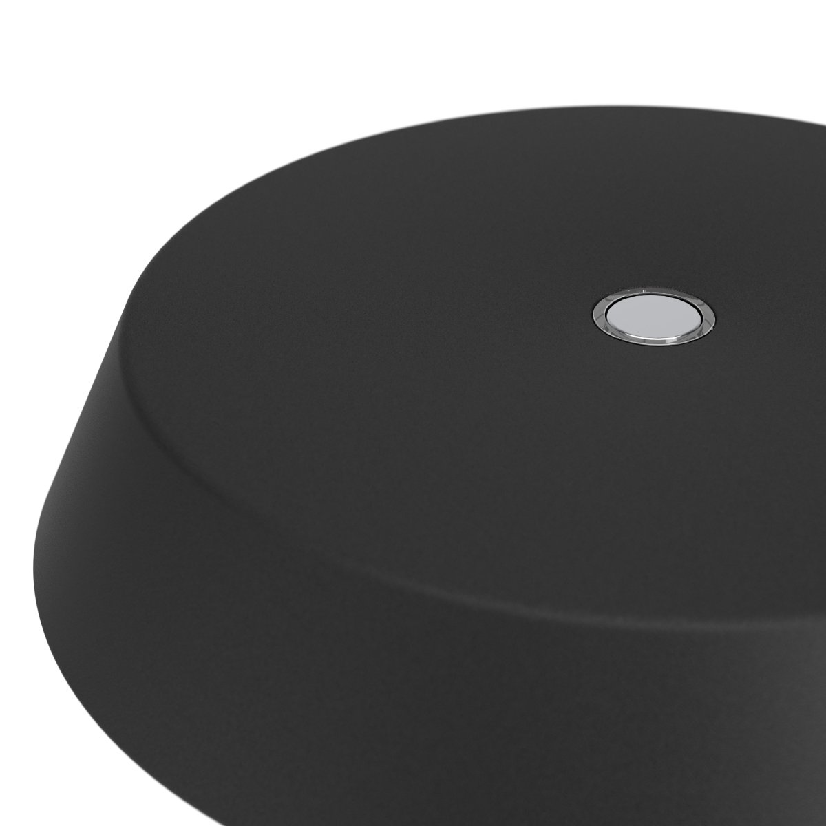 Turcio 20cm Schwarz tragbare Von Eglo - Turcio ist eine tragbare Metalllampe mit einem glänzend schwarzen Fuß und einem schwarzen, strukturierten Schirm.