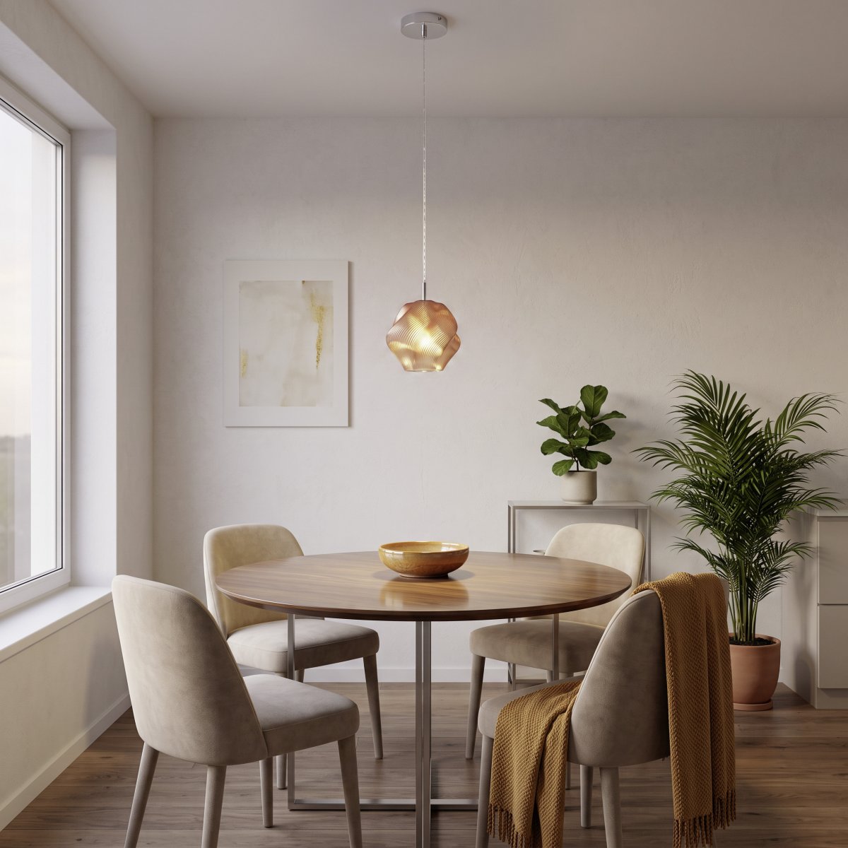 Vicenne Ø22 Orange hängelampe Von Eglo - Der Glasschirm hat eine geschwungene Form mit einem gerippten Muster, das der Lampe sowohl im ein- als auch im ausgeschalteten Zustand einen ausdrucksstarken Charakter verleiht.