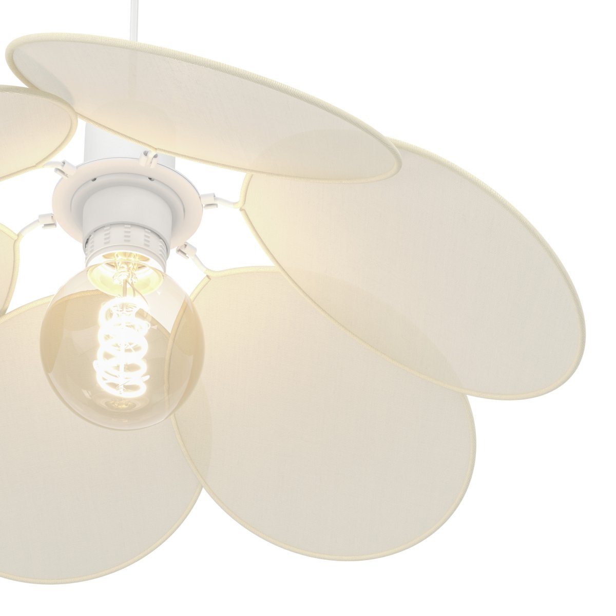 Binacua Ø40 Beige hängelampe Von Eglo - Der Schirm besteht aus sanft gerundeten Blättern, die sich überlappen und die Lichtquelle in der Mitte sichtbar machen.