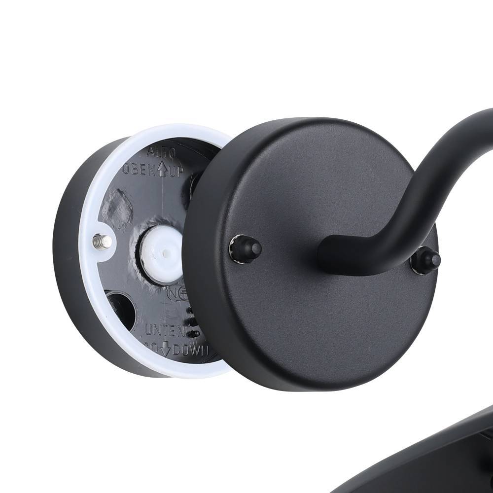 Melgoa Schwarz außenlampe Von Eglo - Das Retro-inspirierte Design der Lampe macht sie zu einer stilvollen Ergänzung für Haus oder Garten, wo sie für eine rustikale und charmante Atmosphäre sorgt.