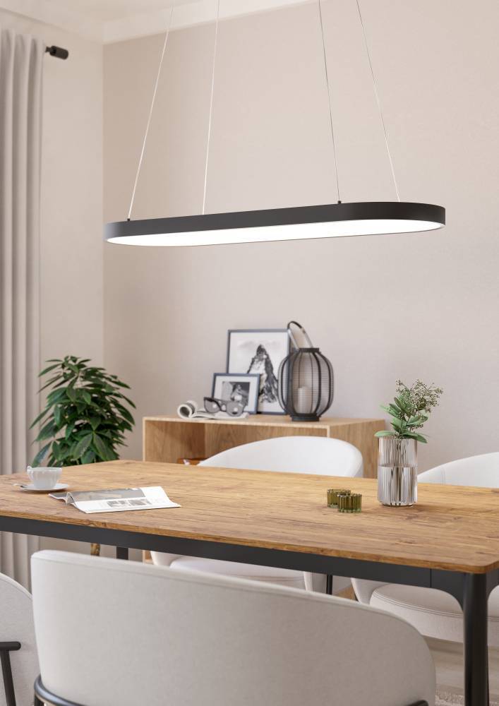 Codriales 78cm Schwarz hängelampe Von Eglo - Durch die integrierten LED-Leuchten erzeugt die Leuchte einen gleichmäßigen und angenehmen Lichtfluss, perfekt über dem Esstisch oder im Wohnzimmer.