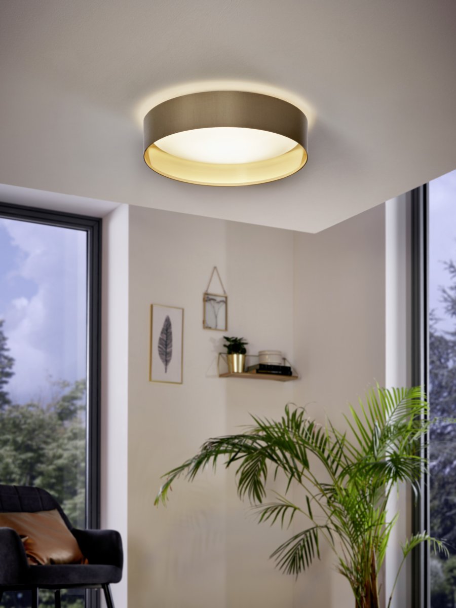 Maserlo Ø38 Beige deckenleuchte Von Eglo - Die Kombination aus Beige und Gold erzeugt einen sch&ouml;nen Kontrast und macht Maserlo zu einem dekorativen Blickfang, beispielsweise in der K&uuml;che oder im Wohnzimmer.